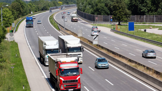 Transporte de cargas: ANTT cede a caminhoneiros em tabela do frete